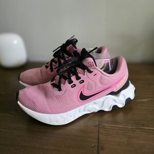 Nike Pink and Black Running Shoes